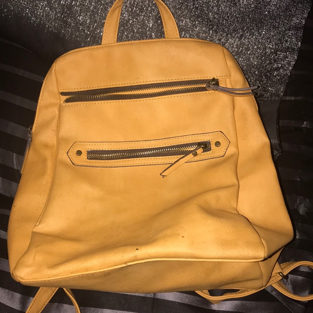Purses - Picture 7 of 16